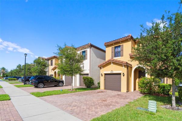 Manor Parc, 5215 NW 50th Ter, Tamarac, Florida 33319, image 1