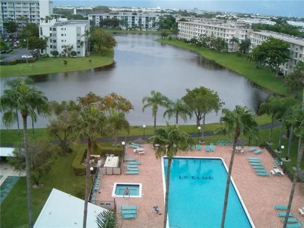 Le Club At Cypress Bend, 2205 S Cypress Bend Dr #505, Pompano Beach, Florida 33069, image 1