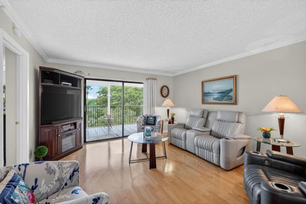 Le Club At Cypress Bend, 2205 S Cypress Bend Dr #505, Pompano Beach, Florida 33069, image 1