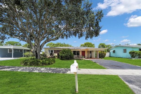 Floral Heights, 1851 SW 42nd Ter, Fort Lauderdale, Florida 33317, image 1