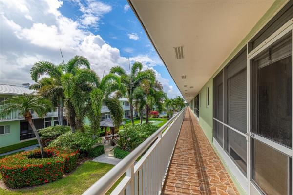 Tarelton Manor, 2100 NE 38th St #216, Lighthouse Point, Florida 33064, image 1
