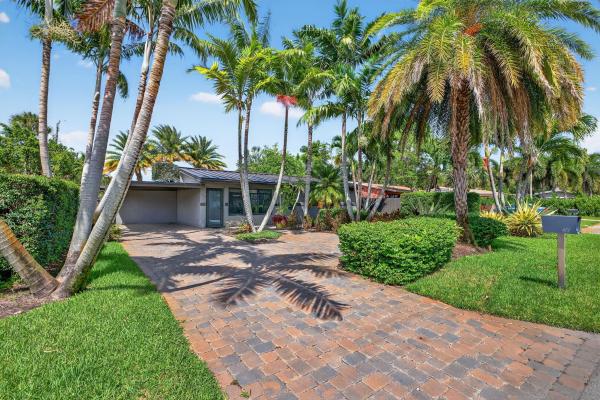 Sunset Manors, 49 NE 26th Ct, Wilton Manors, Florida 33334, image 1