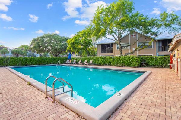 9625 Riverside Dr #4D, Coral Springs, Florida 33071, image 1
