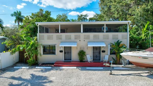 Bryan, 415 SW 7th Ave, Fort Lauderdale, Florida 33312, image 1