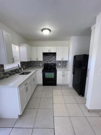 South Middle River, 1301 NW 7th Ave #A, Fort Lauderdale, Florida 33311, image 1