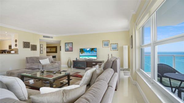 Regency Tower South, 3750 Galt Ocean Dr #1806, Fort Lauderdale, Florida 33308, image 1