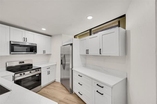 Somerset, 3825 Victoria Dr, West Palm Beach, Florida 33406, image 1