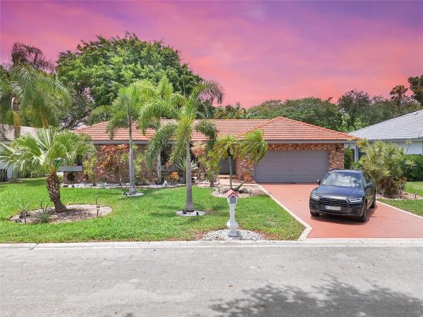 5180 NW 64th Dr, Coral Springs, Florida 33067, image 1