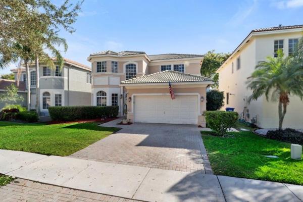 Laguna Isles, 19452 SW 68th St, Pembroke Pines, Florida 33332, image 1