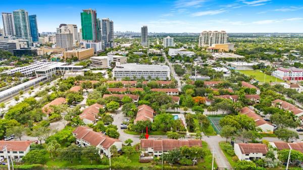 City View Townhomes, 360 City View Dr, Fort Lauderdale, Florida 33311, image 1