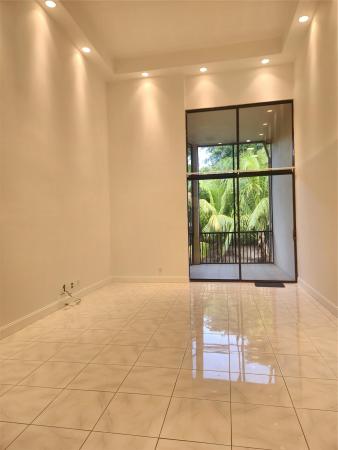 Coronado Towers, 20347 E West Country Club Dr, Aventura, Florida 33180, image 1