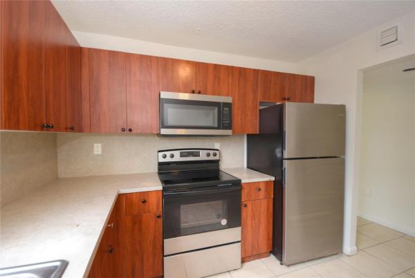 Tree Garden, 1790 NW 55th Ave #202, Lauderhill, Florida 33313, image 2