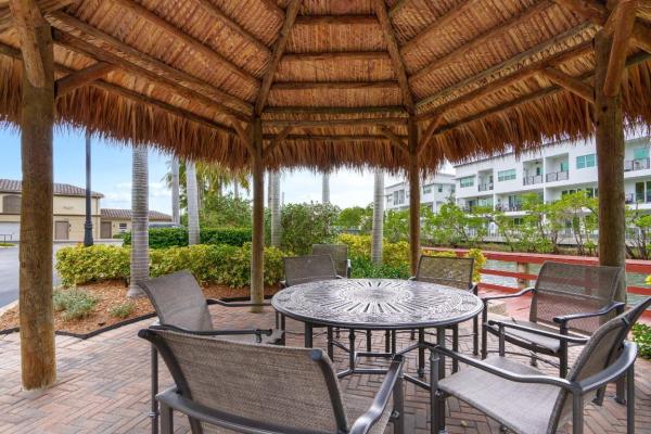 Wilton Station, 2633 NE 14th Ave #103, Wilton Manors, Florida 33334, image 1