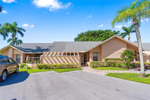 The Villas Of Waterberry, 10800 Waterberry Dr #10800, Boca Raton, Florida 33498, image 1