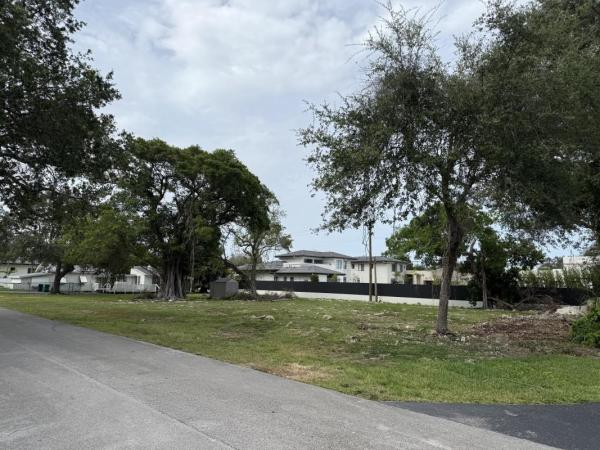 7260 SW 76th St, Miami, Florida 33143, image 1