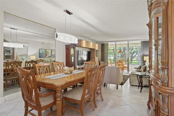 Cypress Chase, 2998 NW 48th Ter #220, Lauderdale Lakes, Florida 33313, image 2