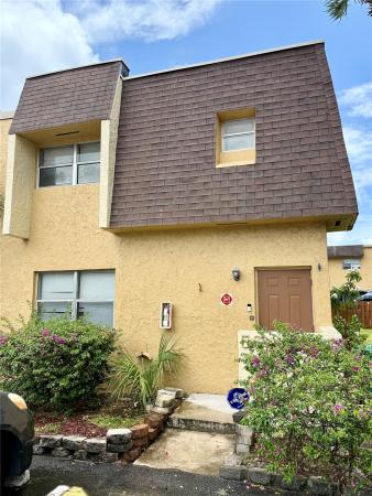 Blueberry Hill, 5644 Blueberry Ct #11, Lauderhill, Florida 33313, image 1