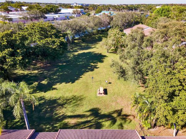 Coco Parc, 821 Lyons Rd #21204, Margate, Florida 33063, image 1