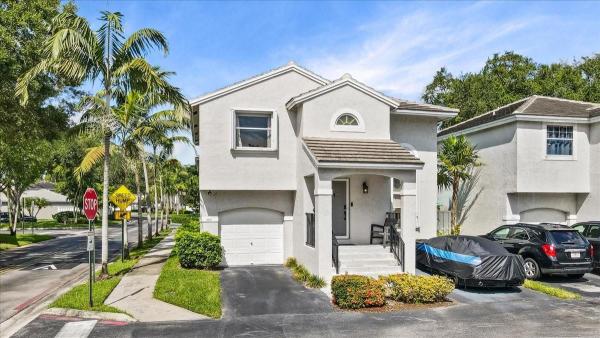 Quatraine At Jacaranda, 9831 NW 2nd St, Plantation, Florida 33324, image 1
