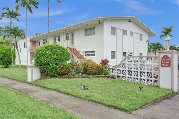 Crystal Court Manor, 1300 N 12th Ct #4B, Hollywood, Florida 33019, image 1