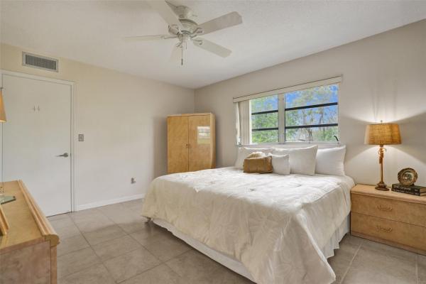 Crystal Court Manor, 1300 N 12th Ct #4B, Hollywood, Florida 33019, image 2