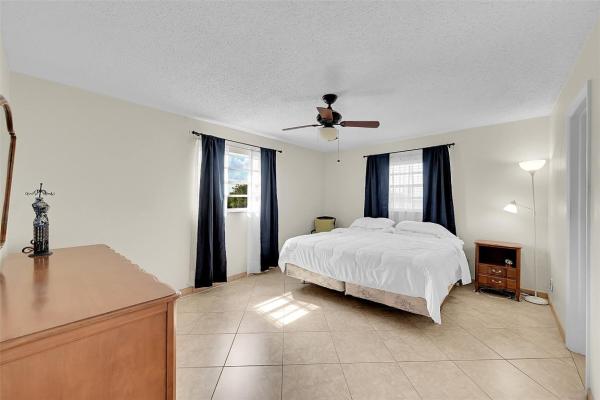 Sapphire, 4000 NW 44th Ave #401, Lauderdale Lakes, Florida 33319, image 3