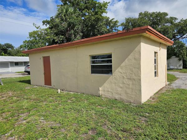 Liberia, 3430 N 23rd Ave, Hollywood, Florida 33020, image 1