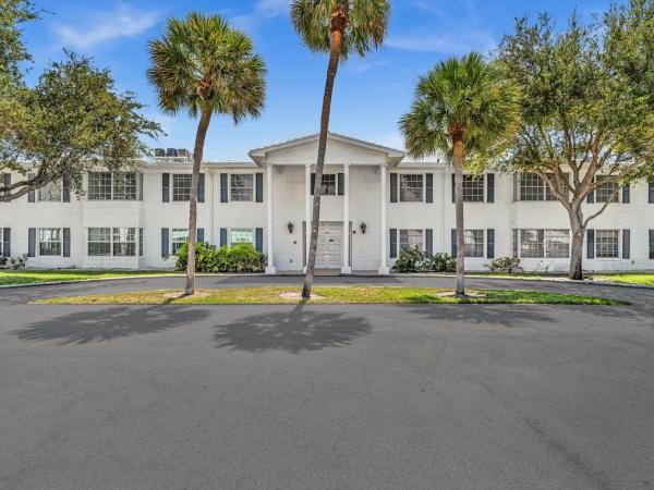 Imperial Point Colonnades, 6600 NE 22nd Way #2323, Fort Lauderdale, Florida 33308, image 1