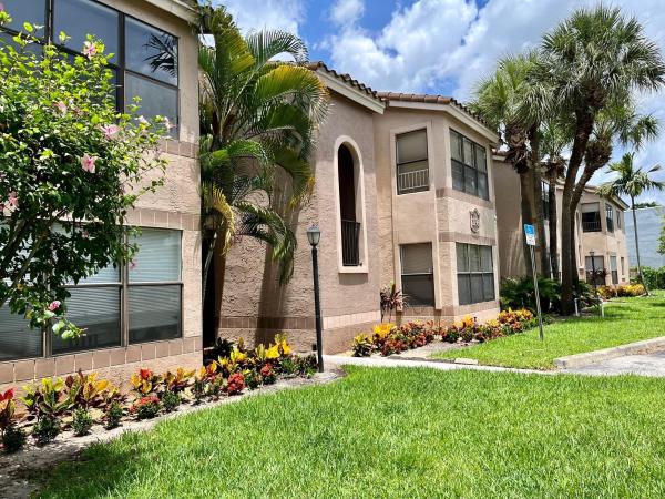 Sundance At Davie, 2796 S University Dr #2207, Davie, Florida 33328, image 1