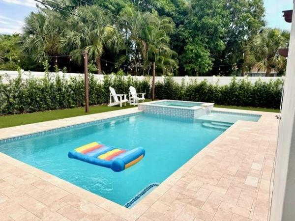 Dell Park, 250 NE 10th St, Delray Beach, Florida 33444, image 1