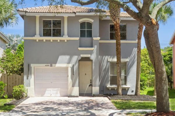 Tahoe At Lakes Of Laguna, 4090 Winnipeg Way, West Palm Beach, Florida 33409, image 1