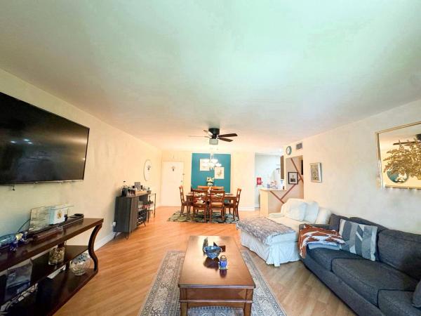 Manor Grove Village, 124 NE 19th Ct #201B, Wilton Manors, Florida 33305, image 1