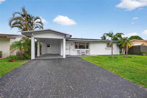 Boulevard Heights, 8821 NW 11th Ct, Pembroke Pines, Florida 33024, image 1