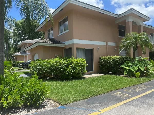 Sartori Lake, 3263 NW 44th St, Fort Lauderdale, Florida 33309, image 1