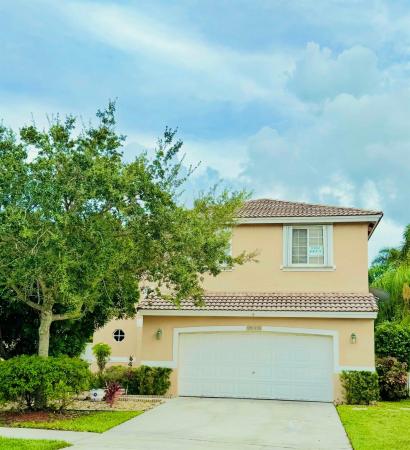 Estancia, 19440 SW 2nd St, Pembroke Pines, Florida 33029, image 1