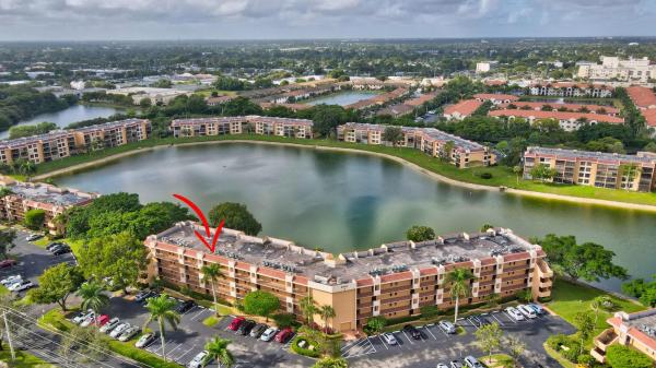 6033 Coral Lake Dr #6033, Margate, Florida 33063, image 1
