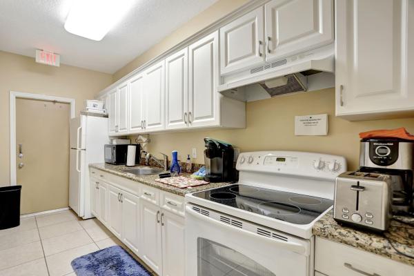 Coral Gate, 6033 Coral Lake Dr #309, Margate, Florida 33063, image 2