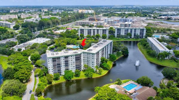 Water Chase At Cypress Bend, 2334 S Cypress Bend Dr #511, Pompano Beach, Florida 33069, image 1