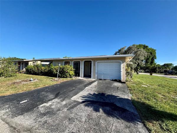 Crystal Lake Golf Villas, 1760 NW 49th St, Deerfield Beach, Florida 33064, image 1