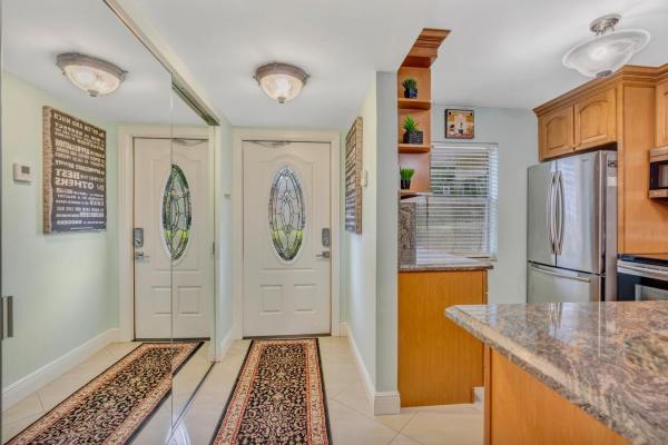 Oriole Gardens 3, 7680 NW 1st St #108, Margate, Florida 33063, image 1