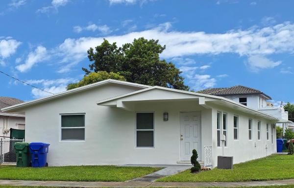 Tamiami Pines, 3300 SW 9th Ter, Miami, Florida 33135, image 1