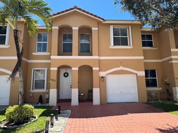 Antigua, 922 NW 134th Ave, Pembroke Pines, Florida 33028, image 1