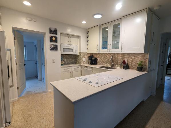 Lauderdale Gardens, 609 NE 14th Pl, Fort Lauderdale, Florida 33304, image 1