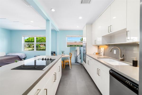 Landings Harborage, 2591 NE 55th Ct #102, Fort Lauderdale, Florida 33308, image 1