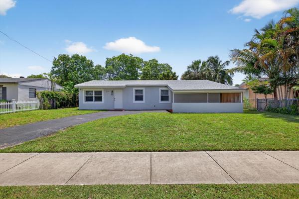 Broadview Country Club Estates, 1520 SW 67th Ave, North Lauderdale, Florida 33068, image 1