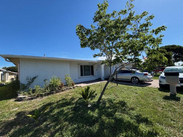 Crystal Lake Golf Villas, 1030 NW 49th St, Deerfield Beach, Florida 33064, image 1