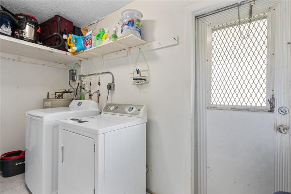 Crystal Lake Golf Villas, 1010 NW 49th Ct, Deerfield Beach, Florida 33064, image 2