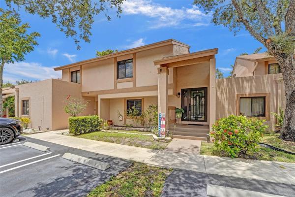 Townhomes Of Rock Creek, 11 Chestnut Cir #11, Cooper City, Florida 33026, image 1
