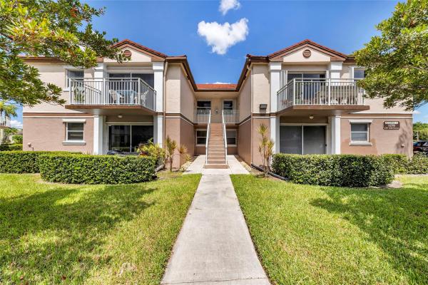 The Club Quarters At Raintree, 1276 SW 113th Ter #203, Pembroke Pines, Florida 33025, image 1