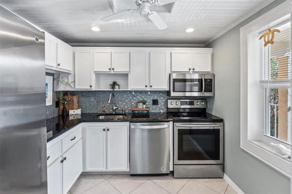 Oriole Golf & Tennis Club 2, 1035 Country Club Dr #203, Margate, Florida 33063, image 1